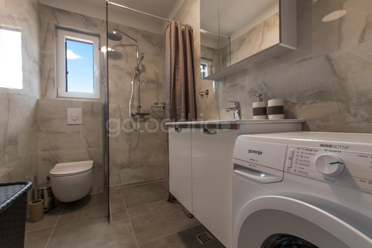 Sea View Diana Apartma