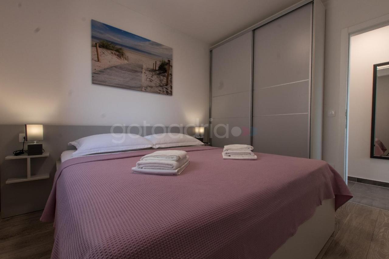 Sea View Diana Apartma *
